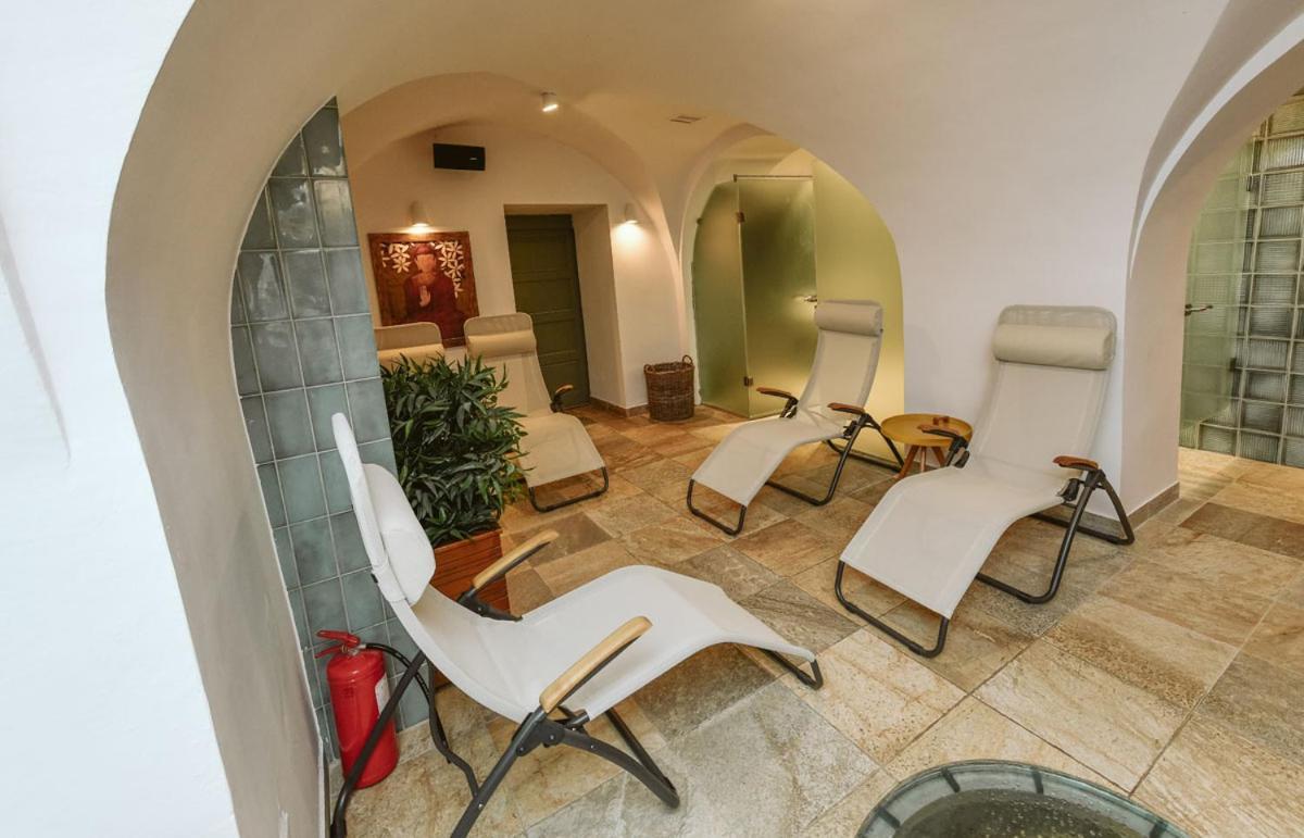 Portre Panzio Hotel Koszeg Luaran gambar