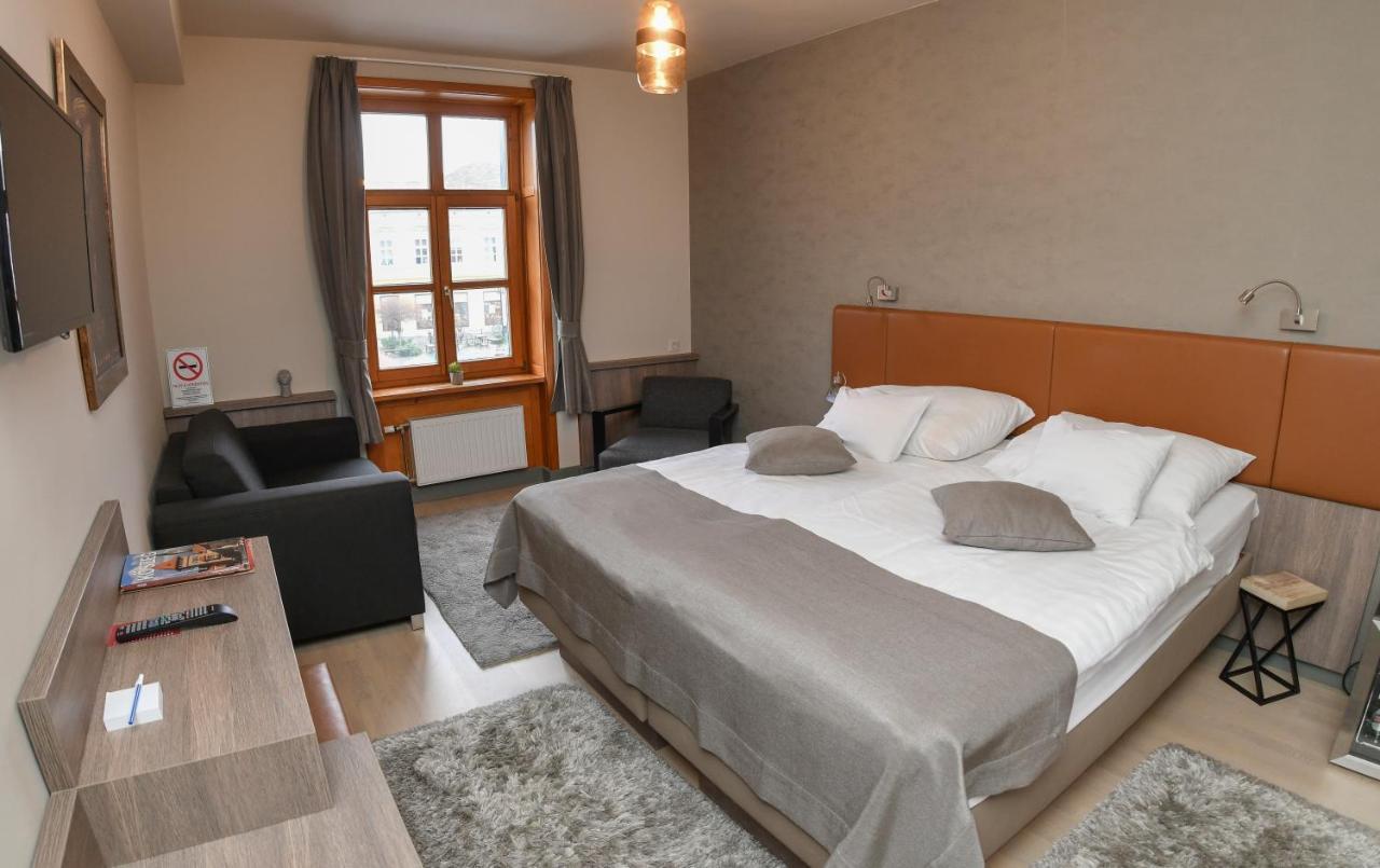 Portre Panzio Hotel Koszeg Luaran gambar